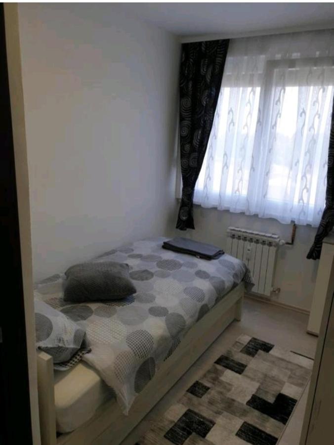 Apartman Lela Karlovac Exterior photo